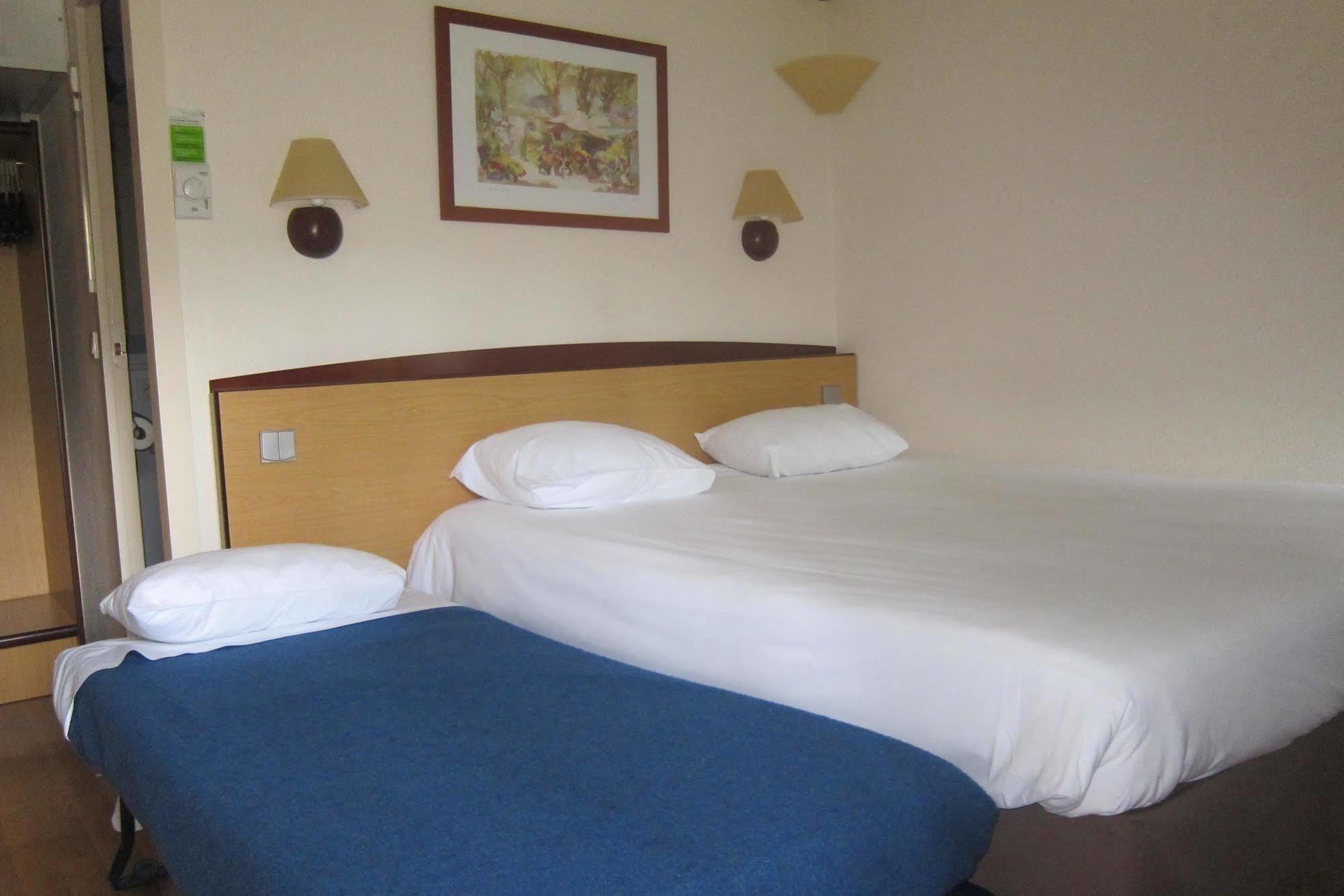 Campanile Clermont-Ferrand ~ Thiers Hotel Екстериор снимка