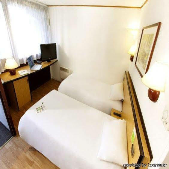 Campanile Clermont-Ferrand ~ Thiers Hotel Екстериор снимка