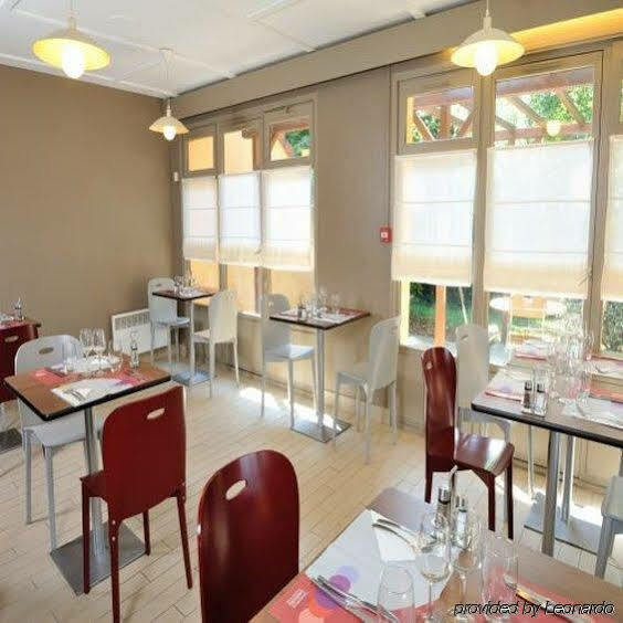 Campanile Clermont-Ferrand ~ Thiers Hotel Екстериор снимка